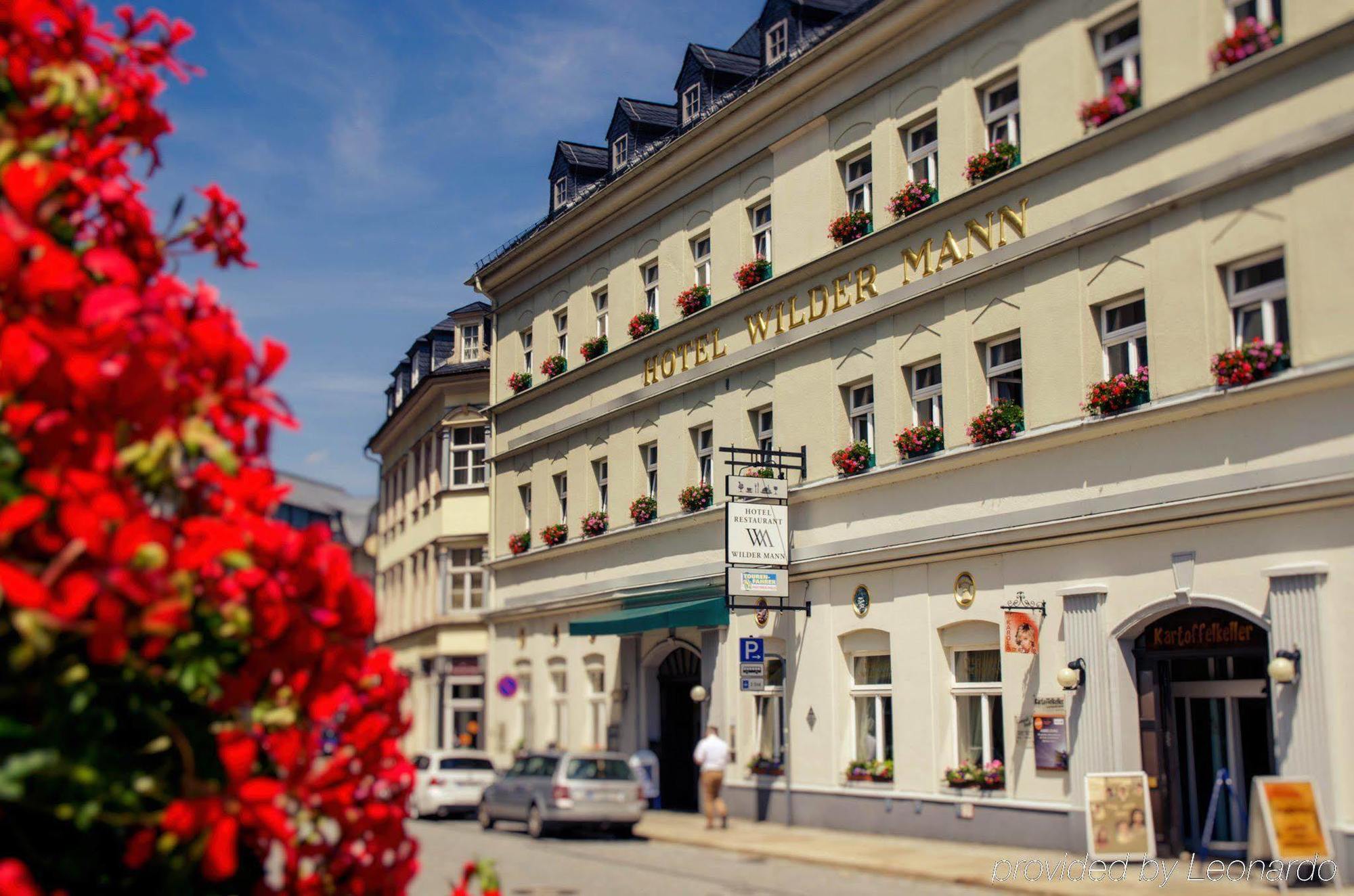Hotel Wilder Mann Аннаберг-Бухгольц Экстерьер фото