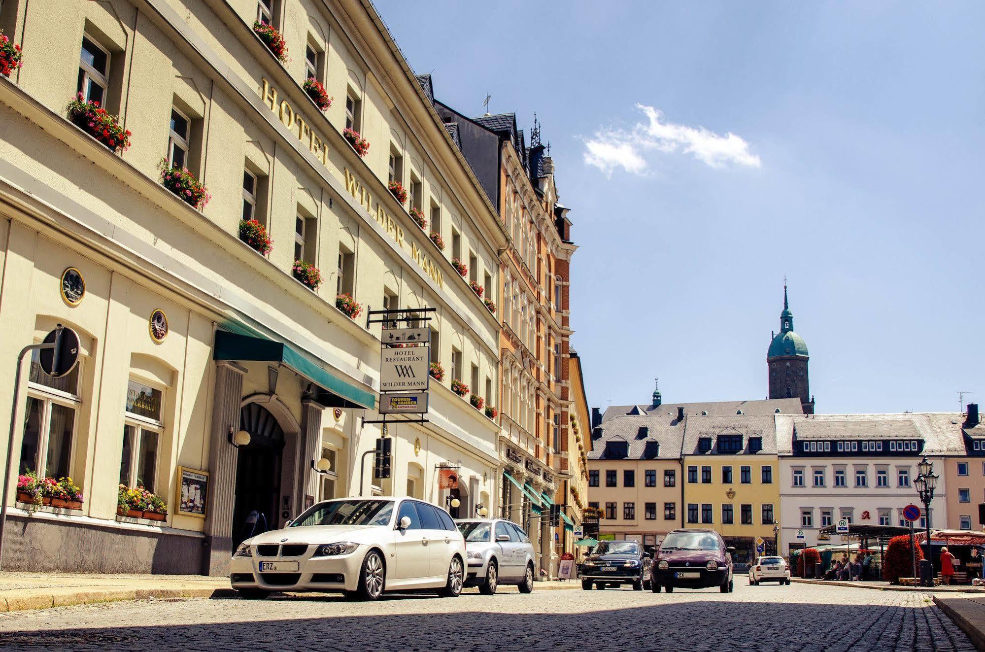 Hotel Wilder Mann Аннаберг-Бухгольц Экстерьер фото